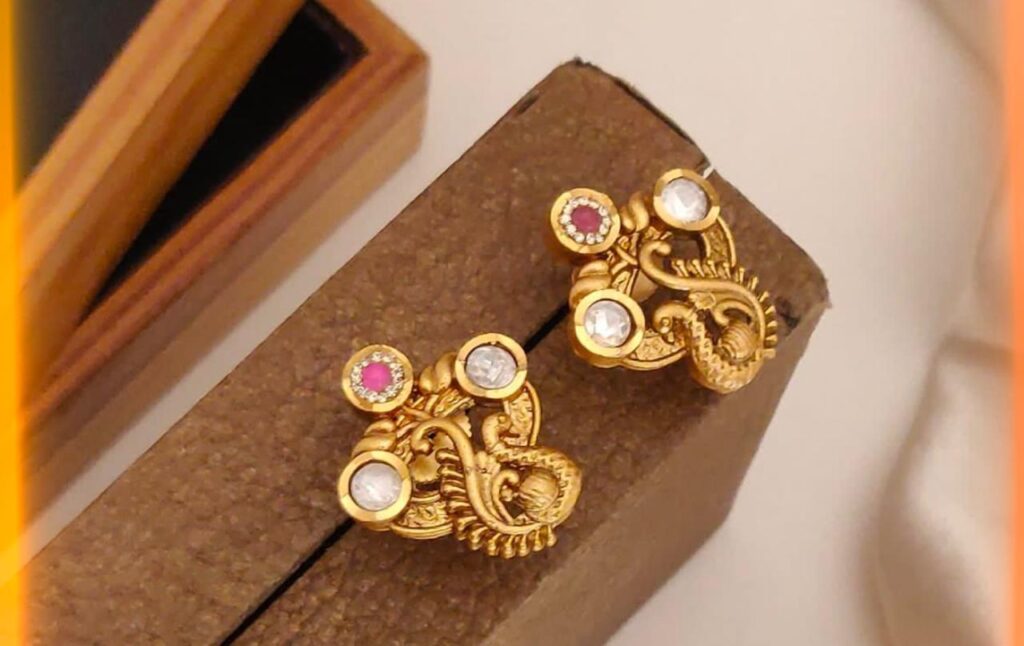 gold earrings